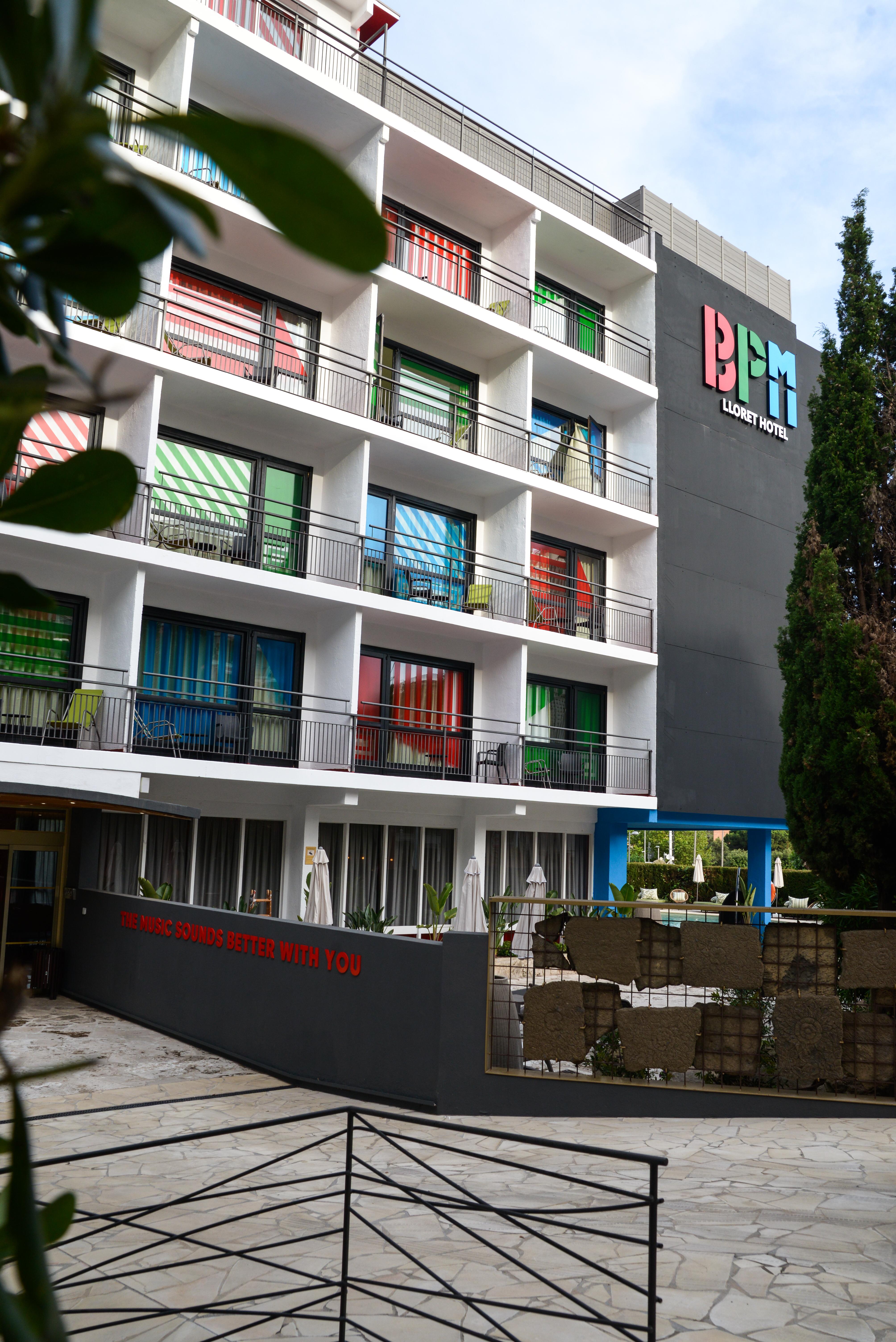 Lloret Vibe Affiliated By Fergus (Adults Only) Lloret de Mar Exteriör bild