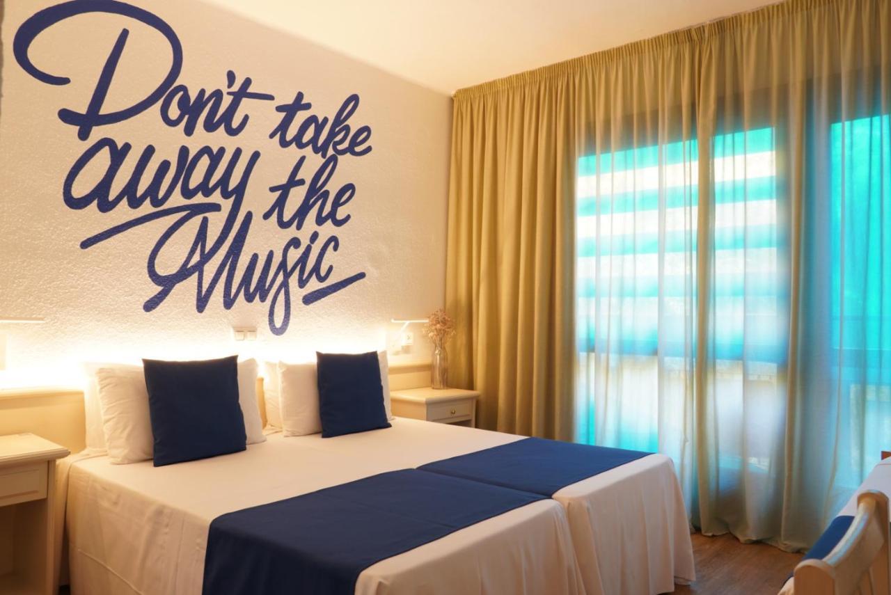 Lloret Vibe Affiliated By Fergus (Adults Only) Lloret de Mar Exteriör bild